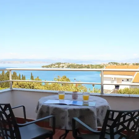 Gem: Sea-view + Parking